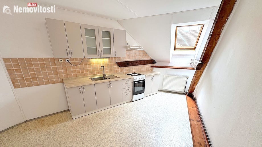 Pronájem bytu 3+1 92 m², Znojmo