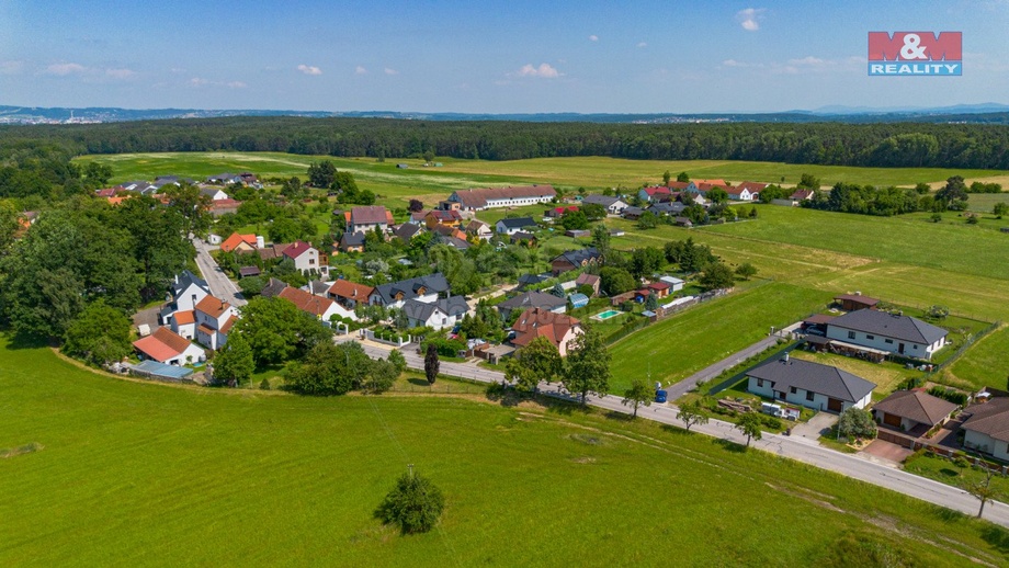 Prodej stavebního pozemku 1 035 m², Lipí - Kaliště u Lipí