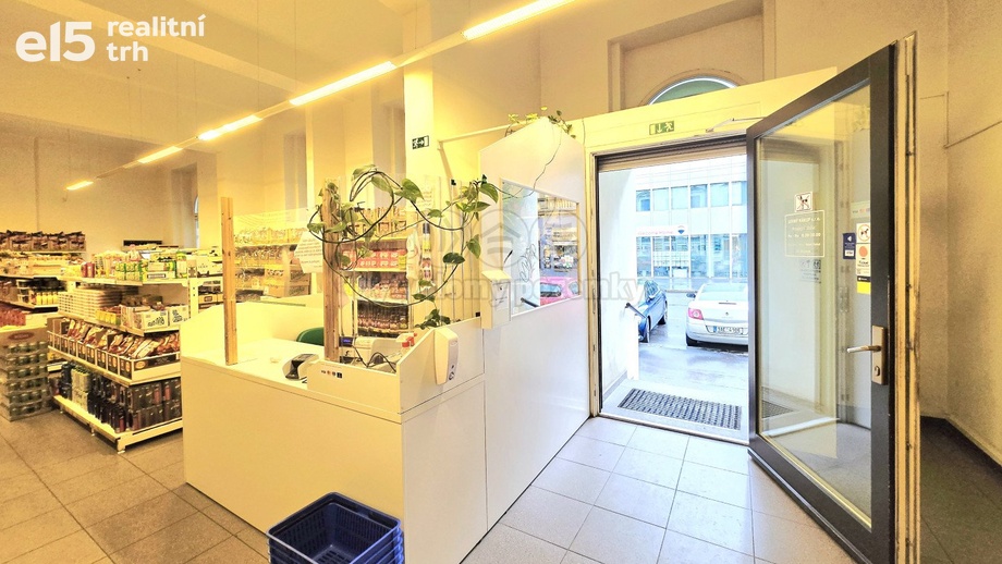 Prodej obchodní prostory, 138 m² - Praha - Libeň