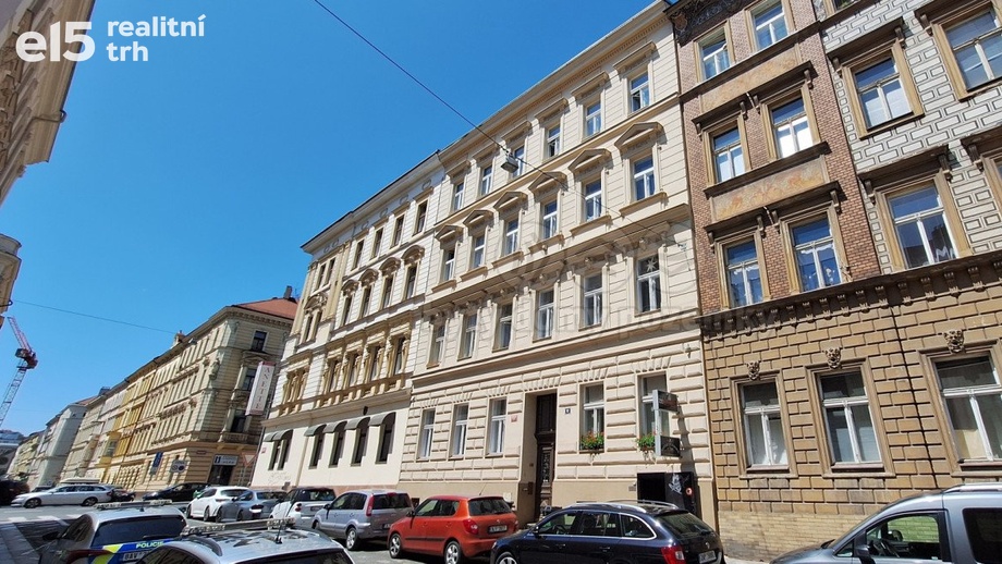 Pronájem byty 1+1, 55 m² - Praha - Smíchov