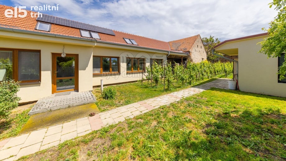 Prodej rodinné domy, 263 m² - Šumice