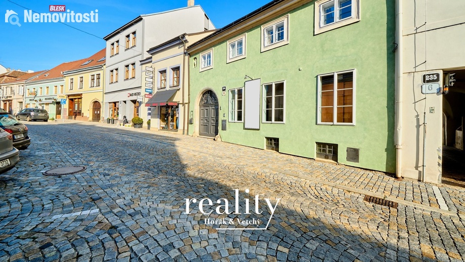 Pronájem obchodního prostoru 168 m², Znojmo