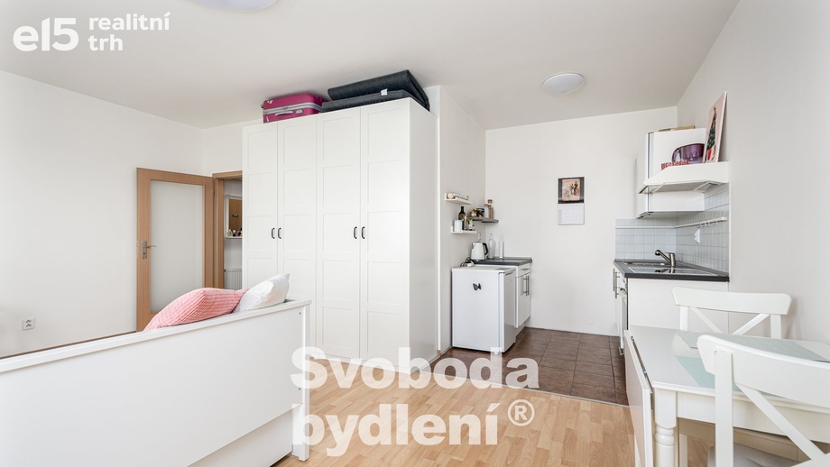 Pronájem byty 1+kk, 32 m² - Praha - Letňany