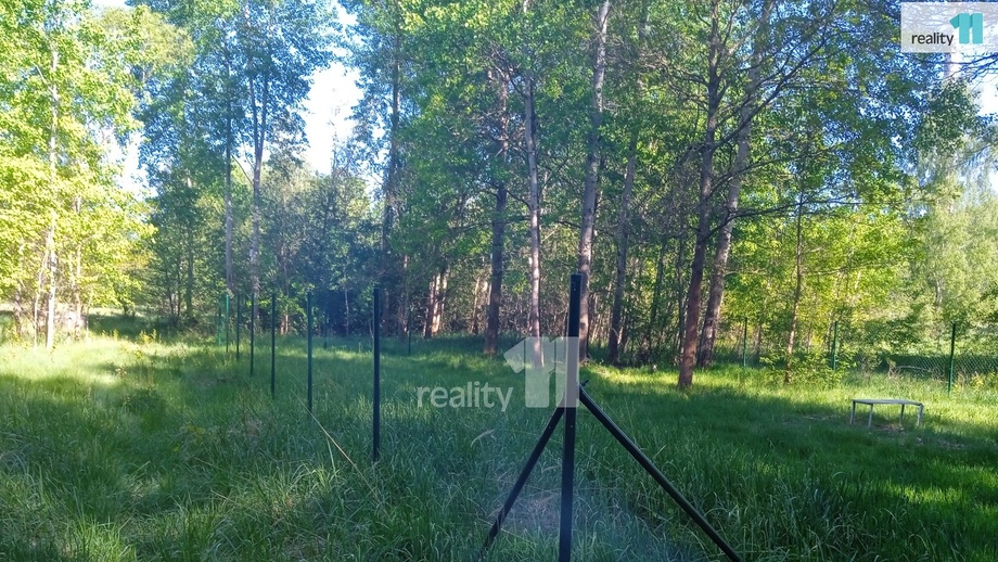 Prodej specifického pozemku 870 m², Česká Lípa - Žizníkov