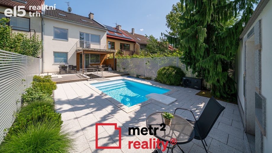 Prodej rodinné domy, 350 m² - Olomouc - Neředín