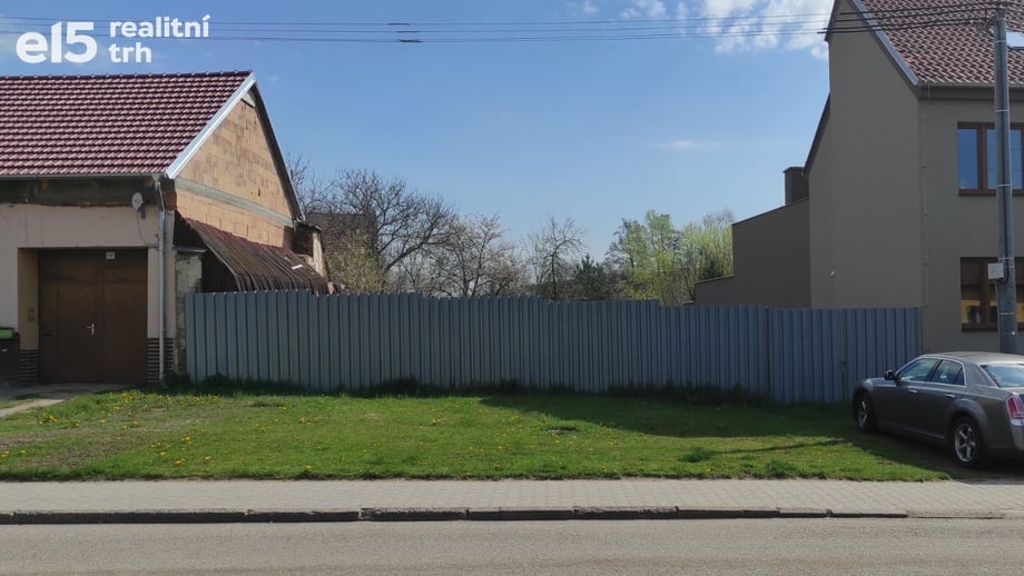 Prodej pozemky pro bydlení, 1 496 m² - Komořany