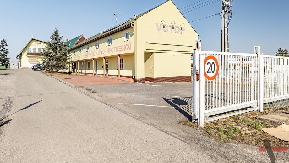 Prodej výrobního prostoru 825 m², Jihlava