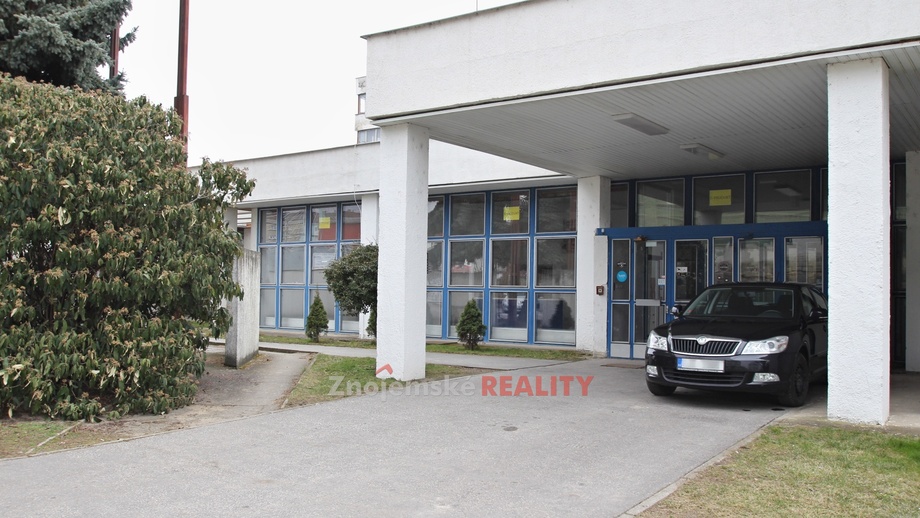 Pronájem obchodního prostoru 97 m², Znojmo