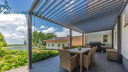 Prodej rodinného domu 361 m², Kostelec nad Černými lesy