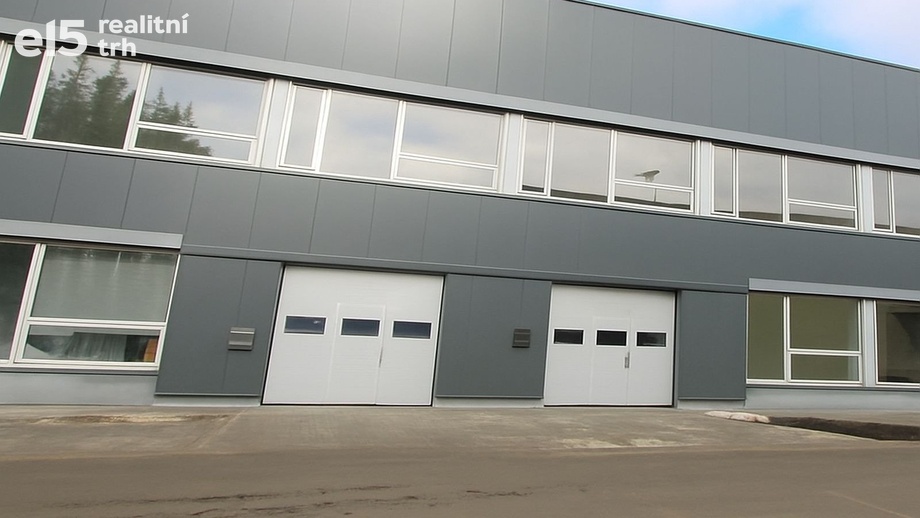 Pronájem obchodní prostory, 1 021 m² - Praha - Malešice