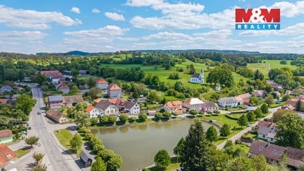 Pronájem stavebního pozemku 770 m², Milešov