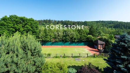 Prodej rodinného domu 658 m², Libeř