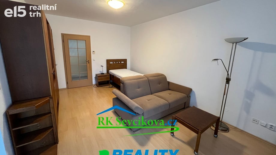 Pronájem byty 1+kk, 42 m² - Brno - Bystrc