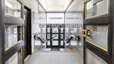 Pronájem kanceláře 76 m², Praha - Žižkov