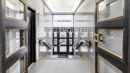 Pronájem kanceláře 76 m², Praha - Žižkov