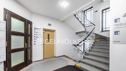 Pronájem kanceláře 76 m², Praha - Žižkov