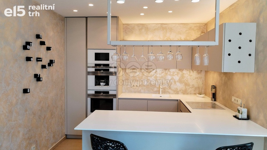 Pronájem byty 3+kk, 96 m² - Praha - Dolní Měcholupy