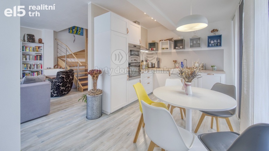 Prodej byty 3+kk, 96 m² - Starý Plzenec