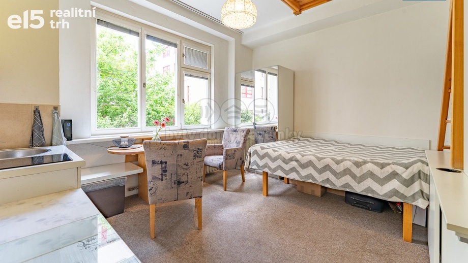 Pronájem byty 1+kk, 20 m² - Praha - Karlín