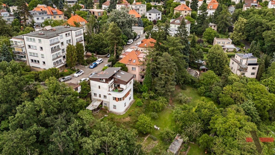 Prodej činžovního domu 462 m², Praha - Hodkovičky