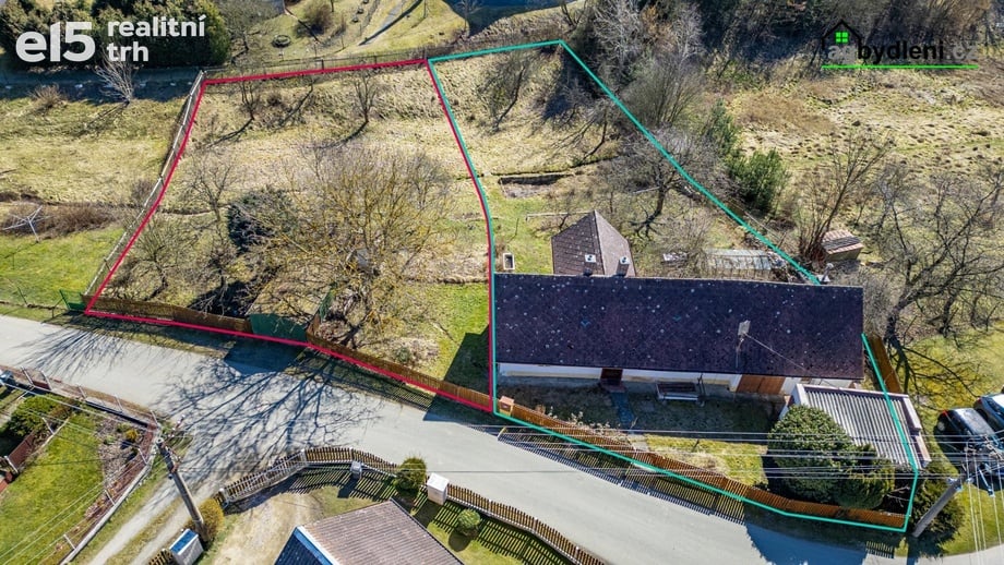 Prodej pozemky pro bydlení, 1 726 m² - Mrtník