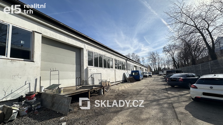 Pronájem sklady, 647 m² - Praha - Horní Počernice