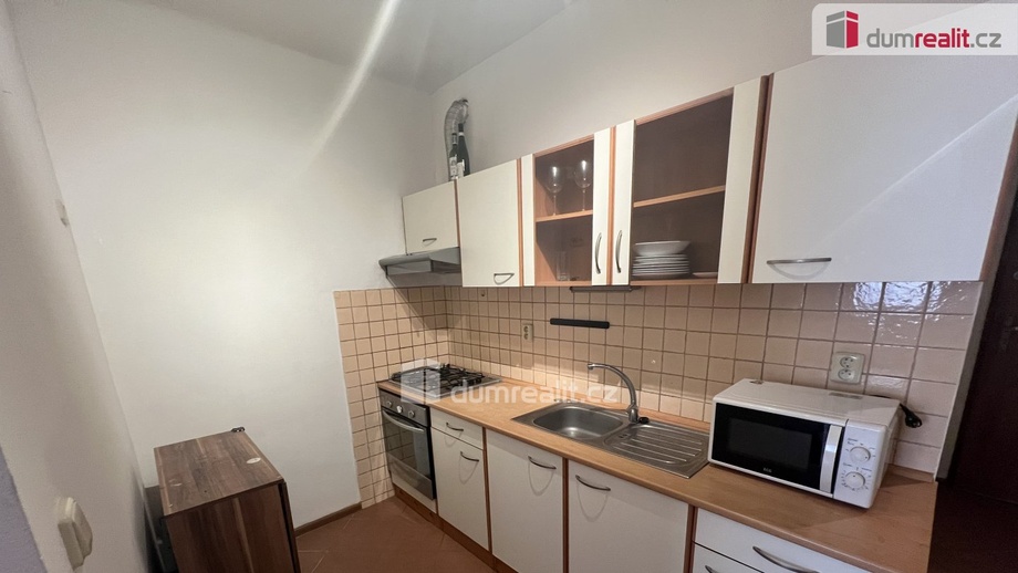 Pronájem bytu 1+kk 35 m², Kolín IV