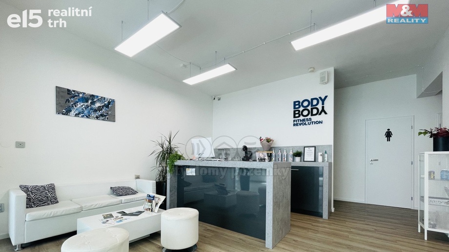 Pronájem obchodní prostory, 103 m² - Uherské Hradiště