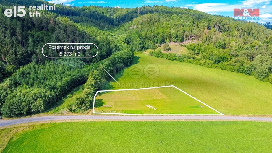 Prodej stavebního pozemku 5 273 m², Vranová Lhota