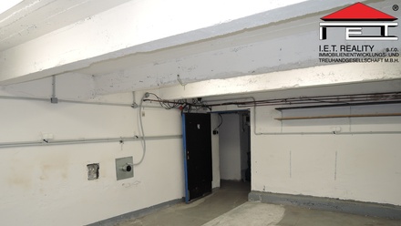 Pronájem skladu 40 m², Praha - Libeň