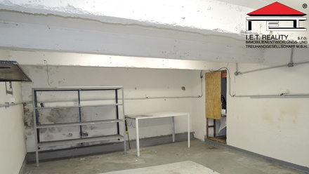 Pronájem skladu 40 m², Praha - Libeň