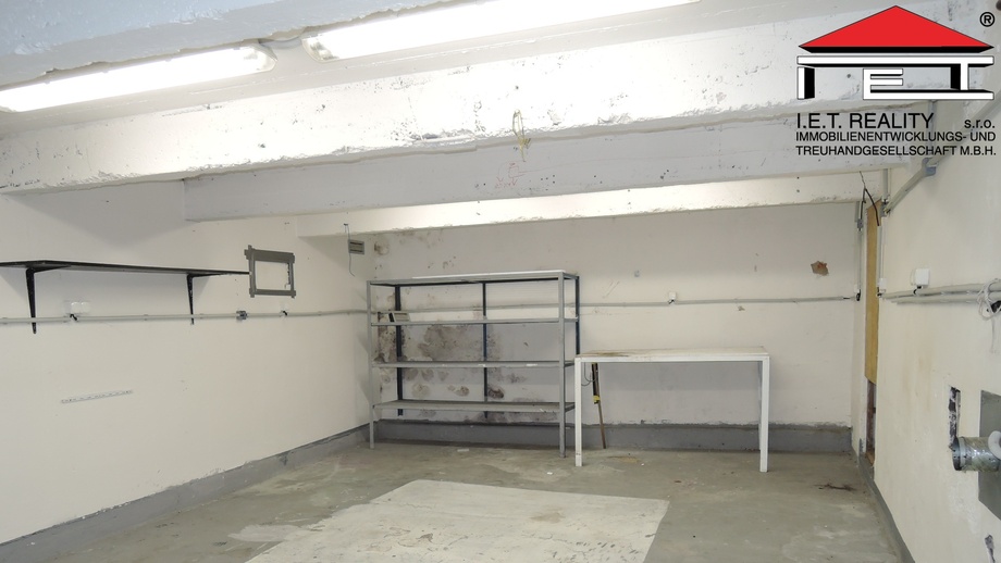 Pronájem skladu 40 m², Praha - Libeň