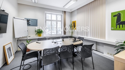 Pronájem kanceláře 190 m², Praha - Žižkov