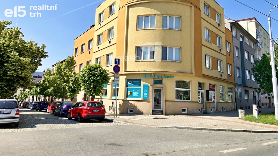 Pronájem byty 1+kk, 33 m² - Plzeň - Doubravka