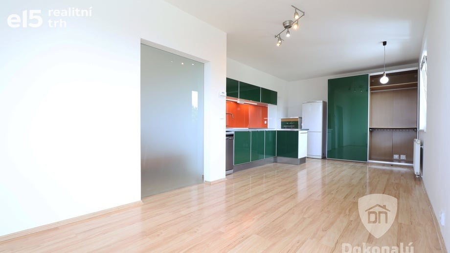 Pronájem byty 2+kk, 42 m² - Roztoky