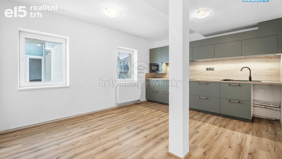 Pronájem byty 4+1, 80 m² - Liberec II-Nové Město