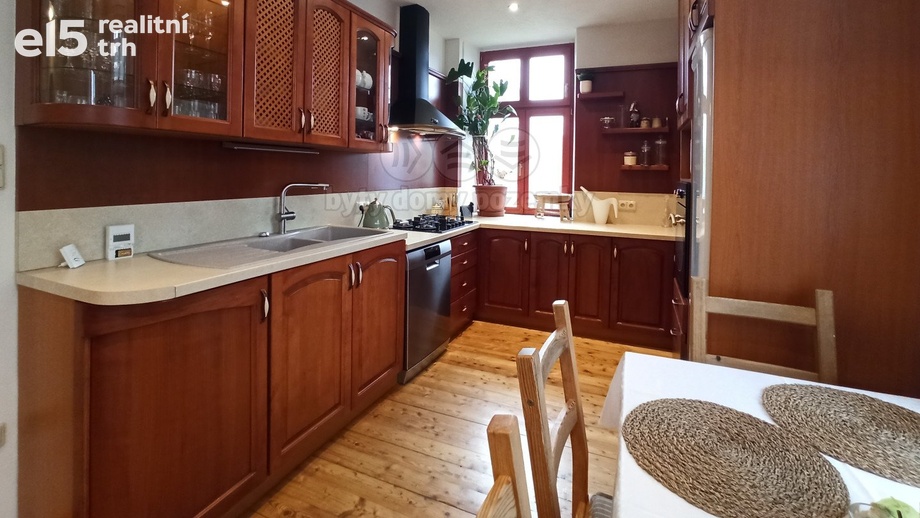 Pronájem byty 2+1, 63 m² - Bruntál