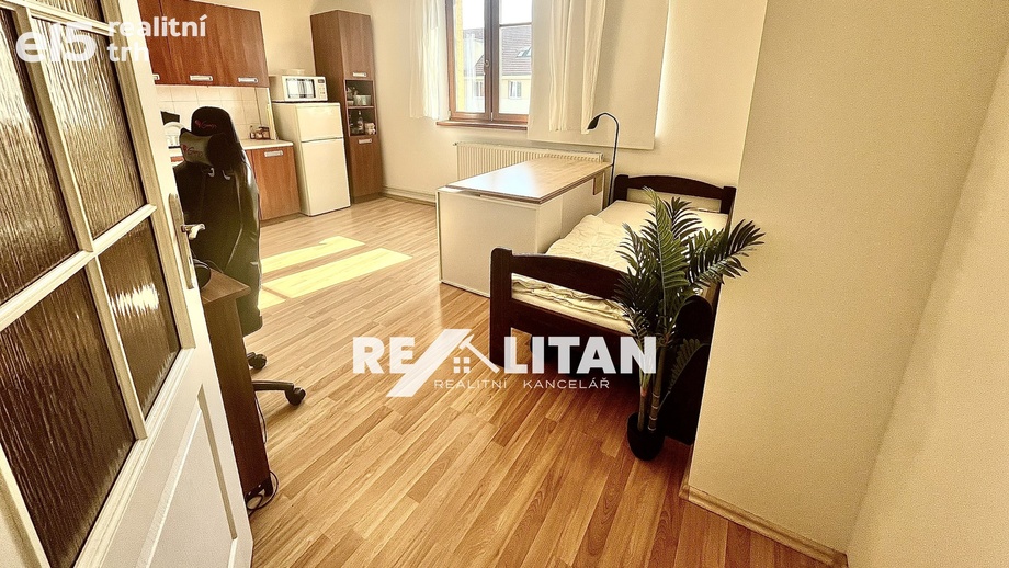 Pronájem byty 2+kk, 50 m² - Brno - Královo Pole