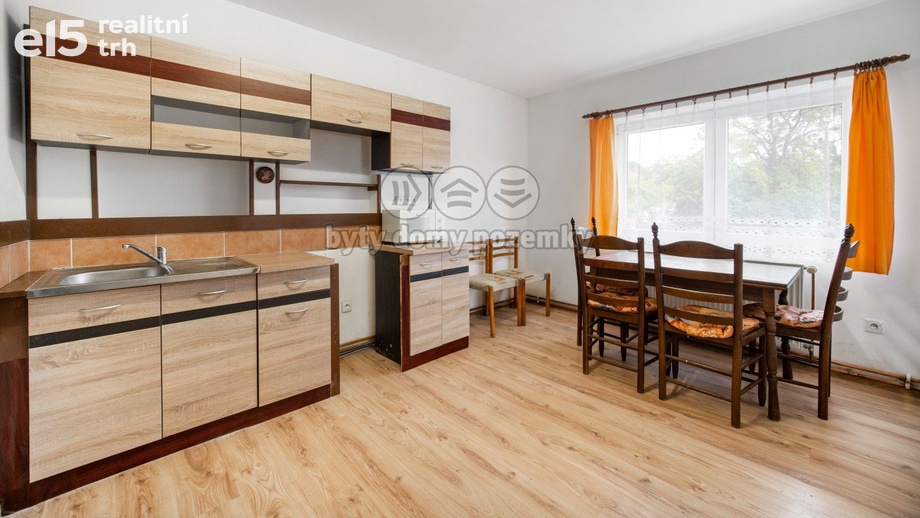 Pronájem byty 2+1, 49 m² - Trpín