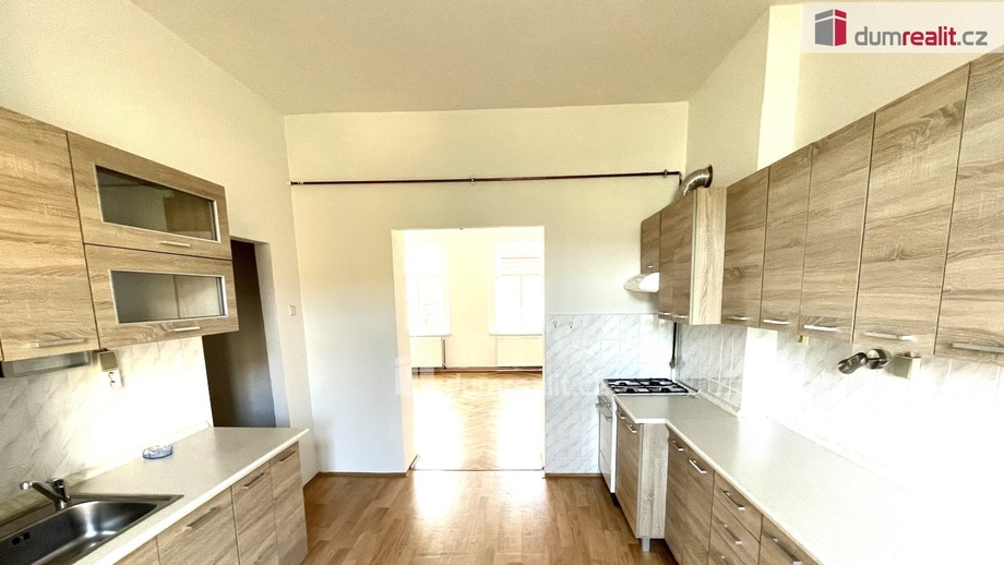 Pronájem bytu 2+1 60 m², Děčín II-Nové Město