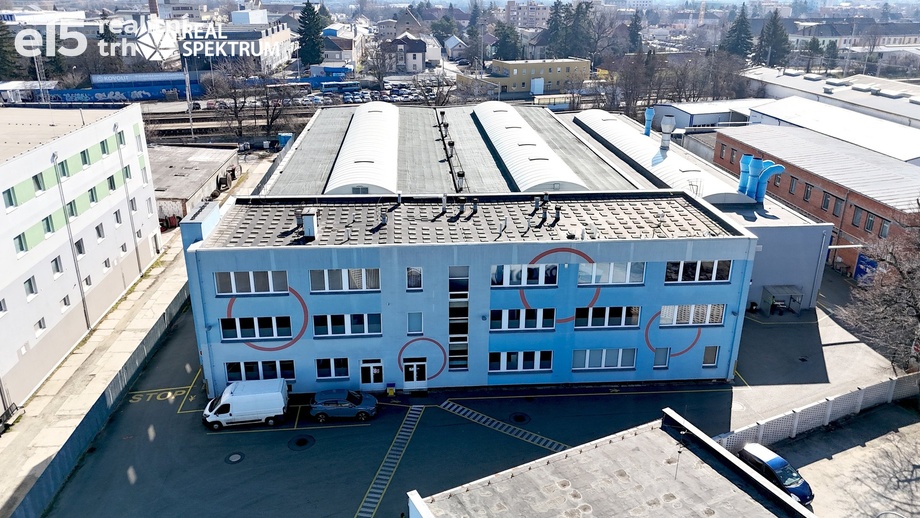 Prodej sklady, 4 926 m² - Brno