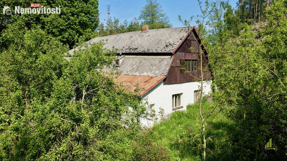Prodej stavebního pozemku 1 094 m², Stránecká Zhoř - Frankův Zhořec