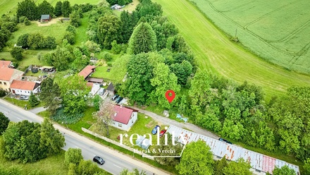 Prodej stavebního pozemku 3 350 m², Dolní Cerekev