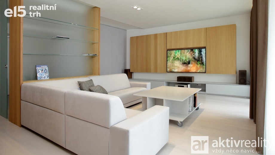 Pronájem byty 4+kk, 150 m² - Praha - Karlín
