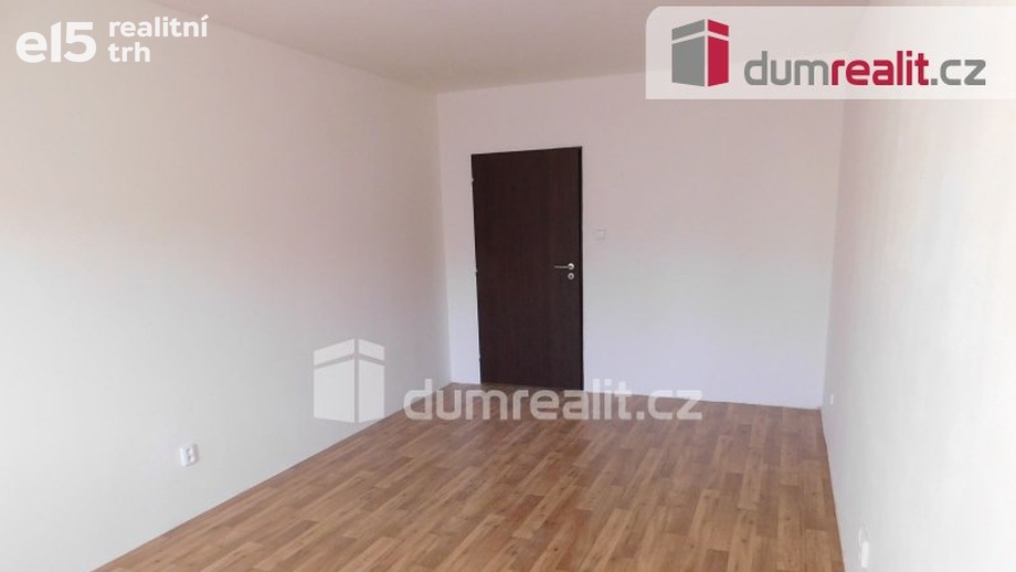Pronájem byty 1+1, 37 m² - Opava - Komárov