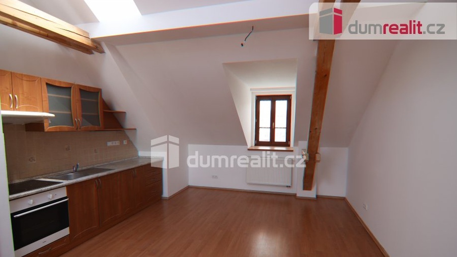 Pronájem byty 2+kk, 59 m² - Uherské Hradiště
