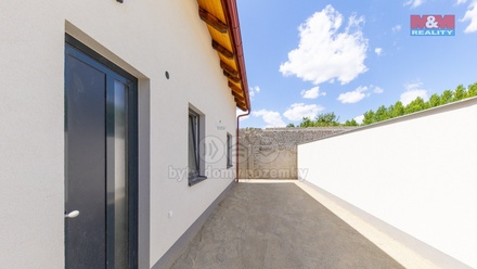 Prodej rodinného domu 176 m², Novosedly