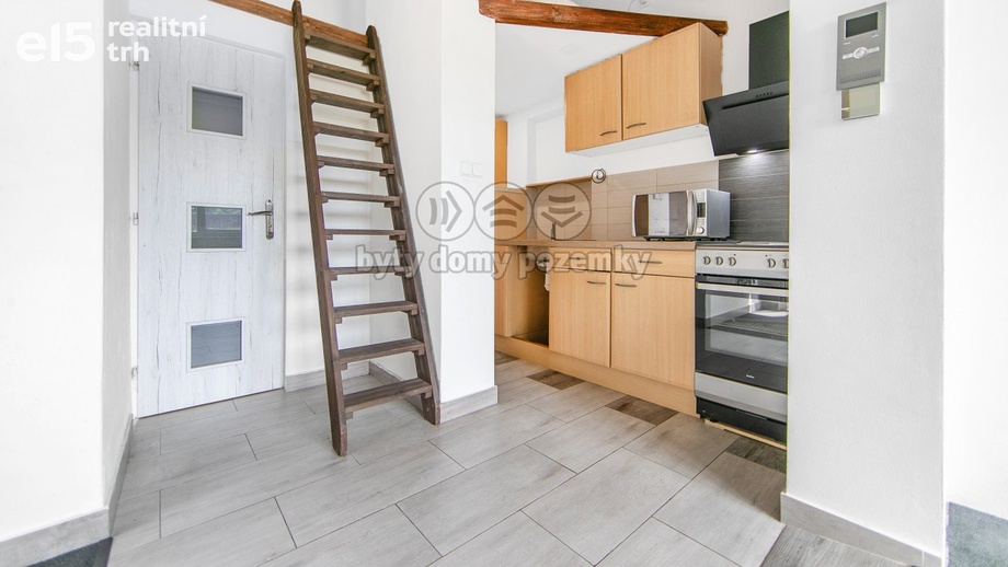 Pronájem byty 1+kk, 26 m² - Zdice