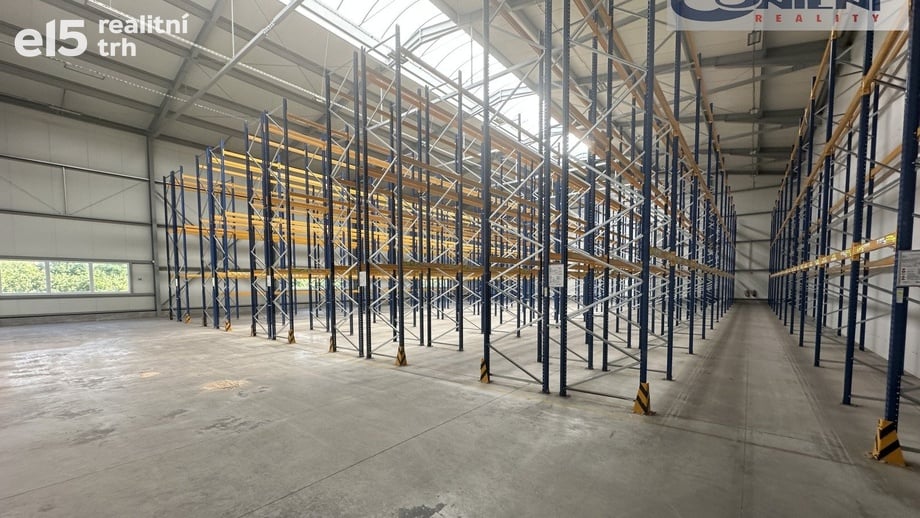 Pronájem výrobního prostoru 5 668 m², Dubno