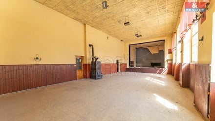 Prodej činžovního domu 1 120 m², Liběchov